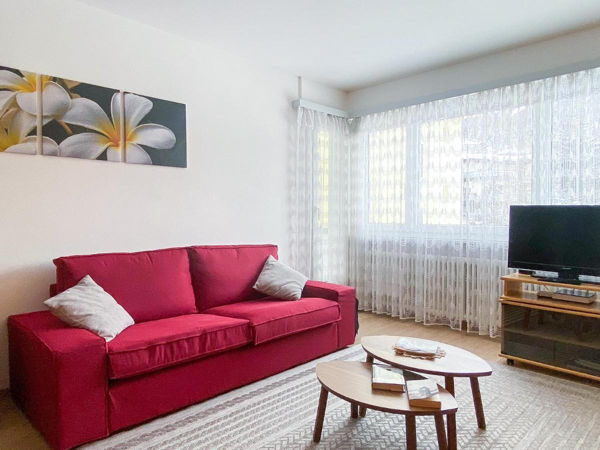 Zentrale Wohnung In St. Moritz Mit Grossem Balkon 外观 照片